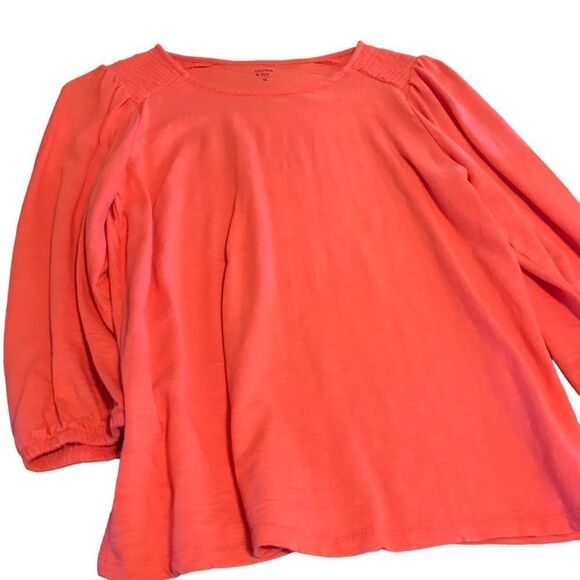 Crown and Ivy medium top like new - Picture 1 of 1